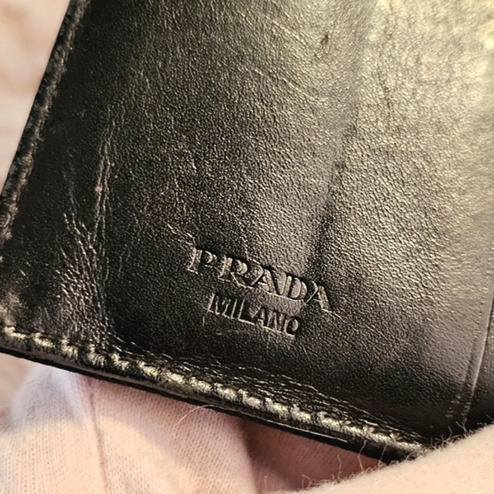🖤 Prada Bi-Fold Nylon Wallet –Men's / Unisex Italian Craftsmanship 🖤